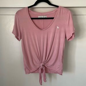 Abercrombie & Fitch small pink top